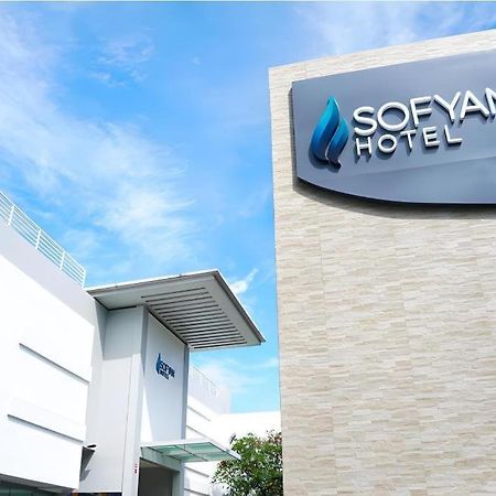 Sofyan Hotel Soepomo Jacarta Exterior foto