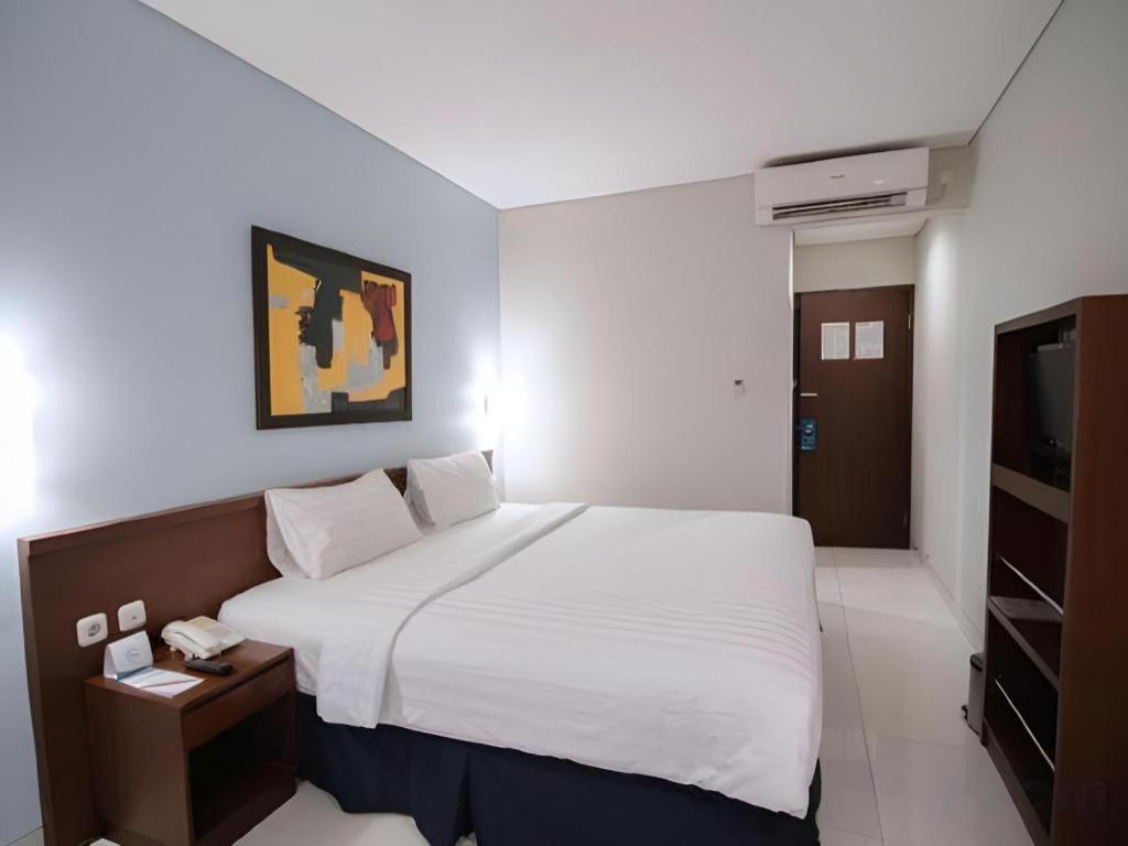 Sofyan Hotel Soepomo Jacarta Exterior foto
