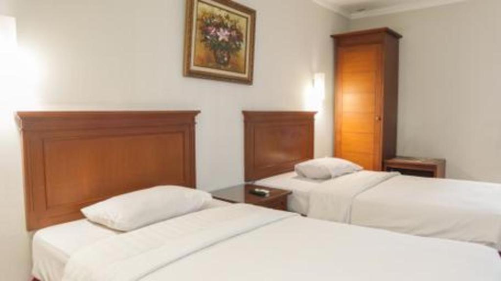 Sofyan Hotel Soepomo Jacarta Exterior foto
